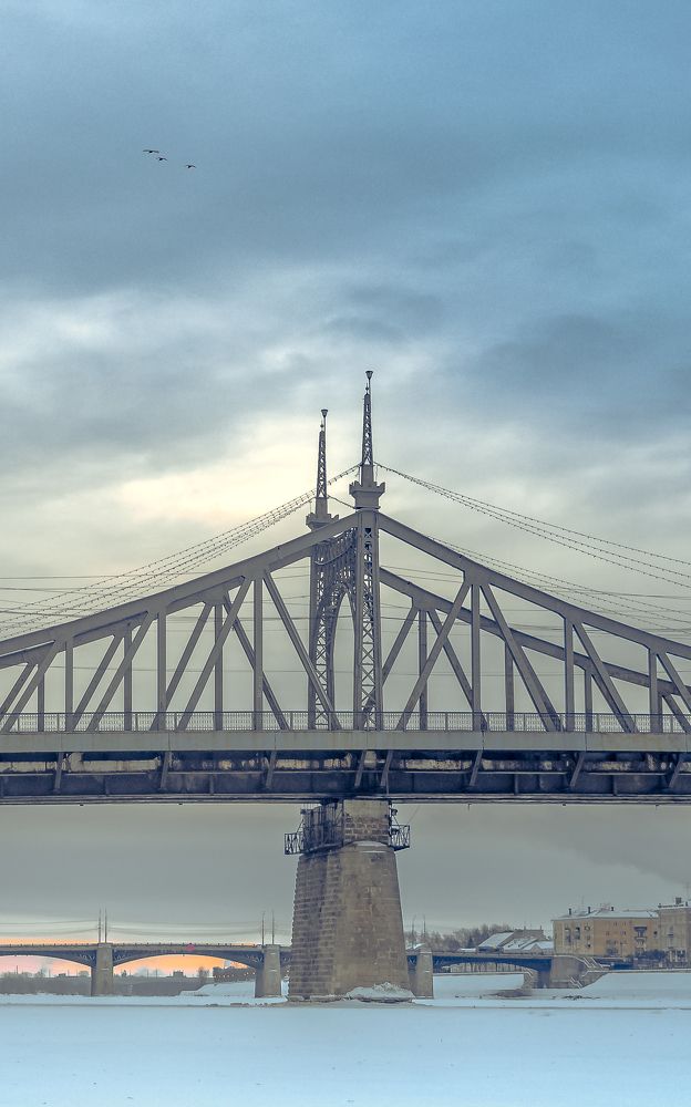 Староволжский мост. Тверь, Россия. Январь 2022. Starovolzhsky Bridge. Tver, Russia. January 2022.