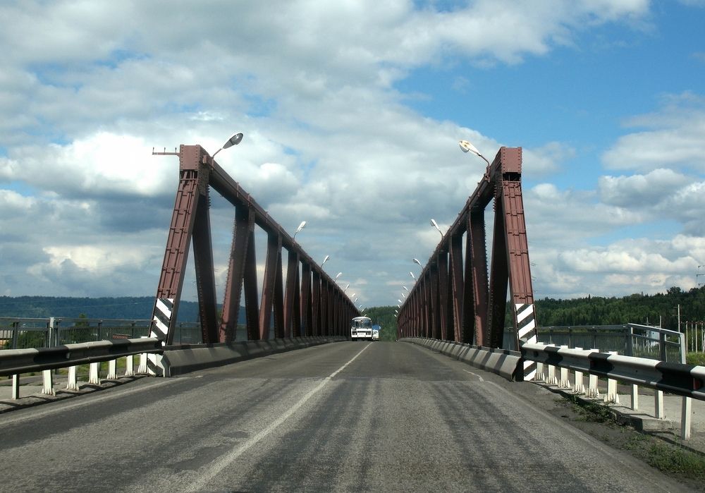 Байдаевский мост через реку Томь