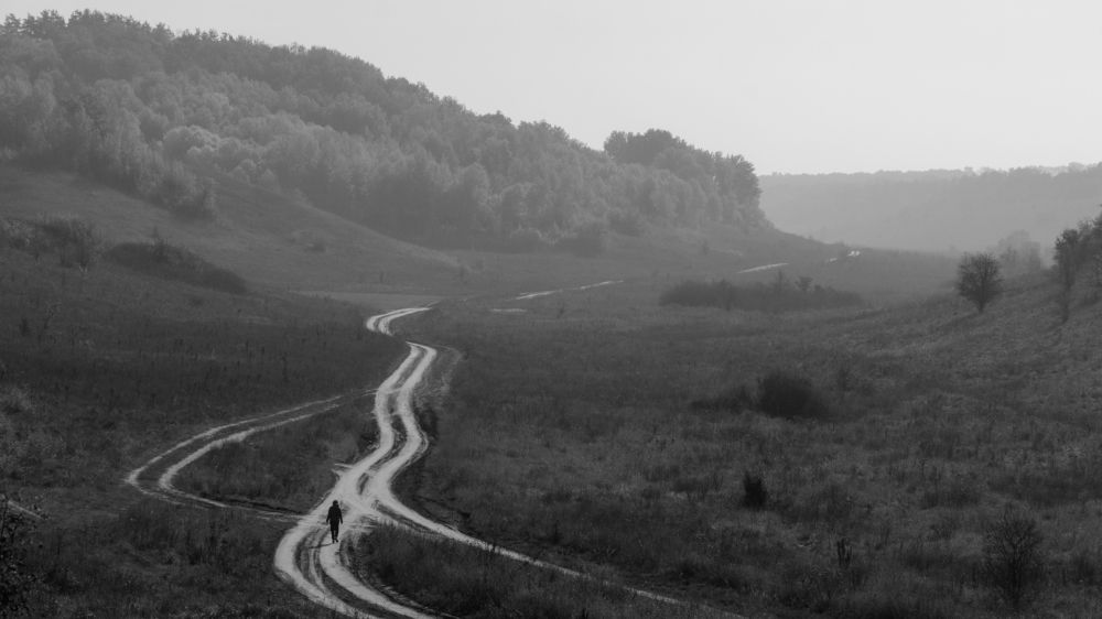 "Дорога,дорога,счёта нет шагам..."
