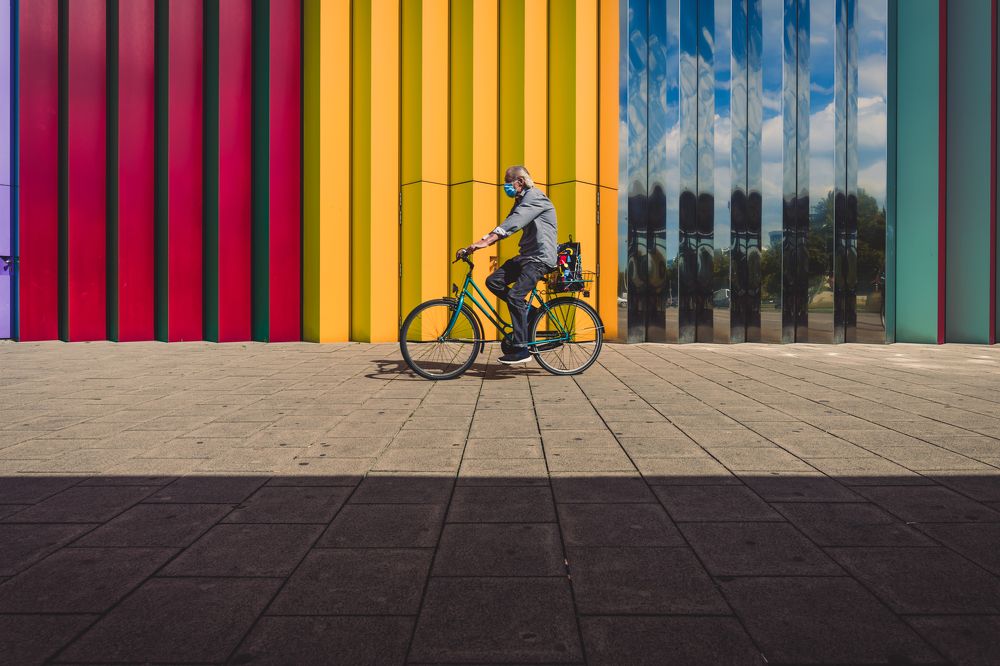The colorful life in front of the mall in Munich