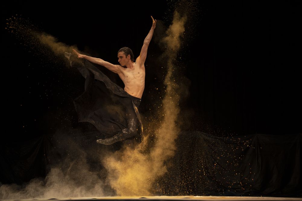 Photograph by Selma Seyitdanlioglu