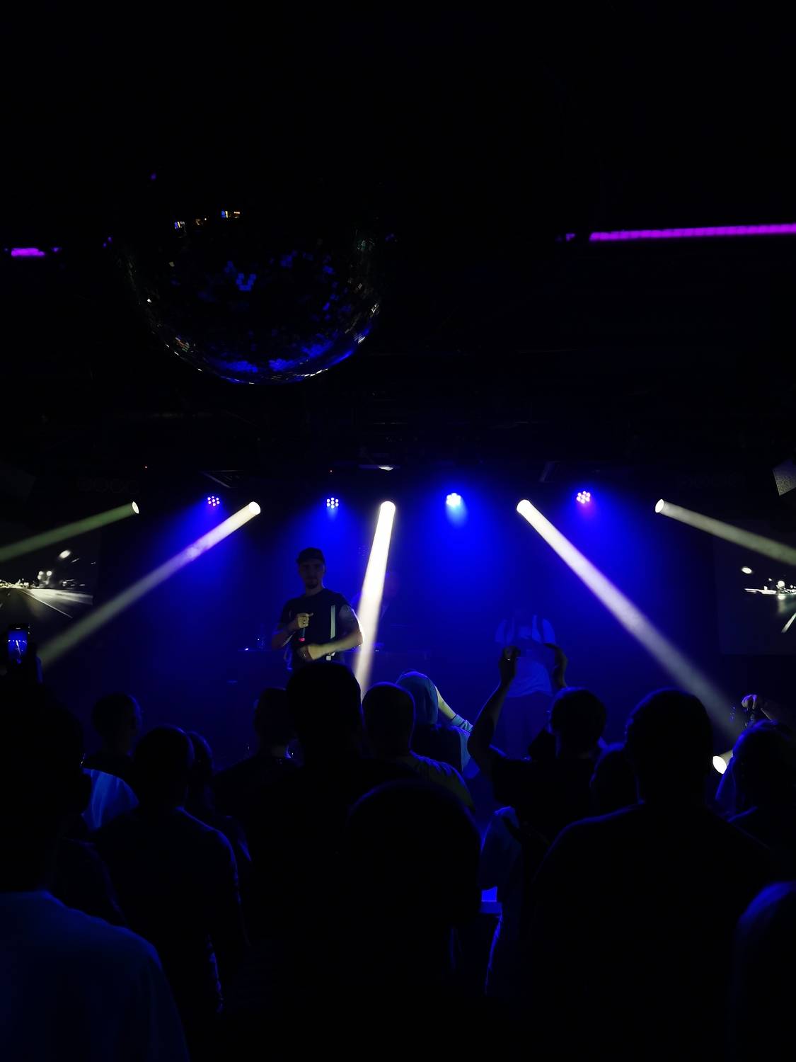 Photo #6996200