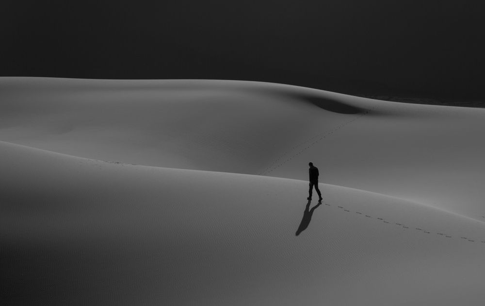 تنهایی ام را دوست دارم