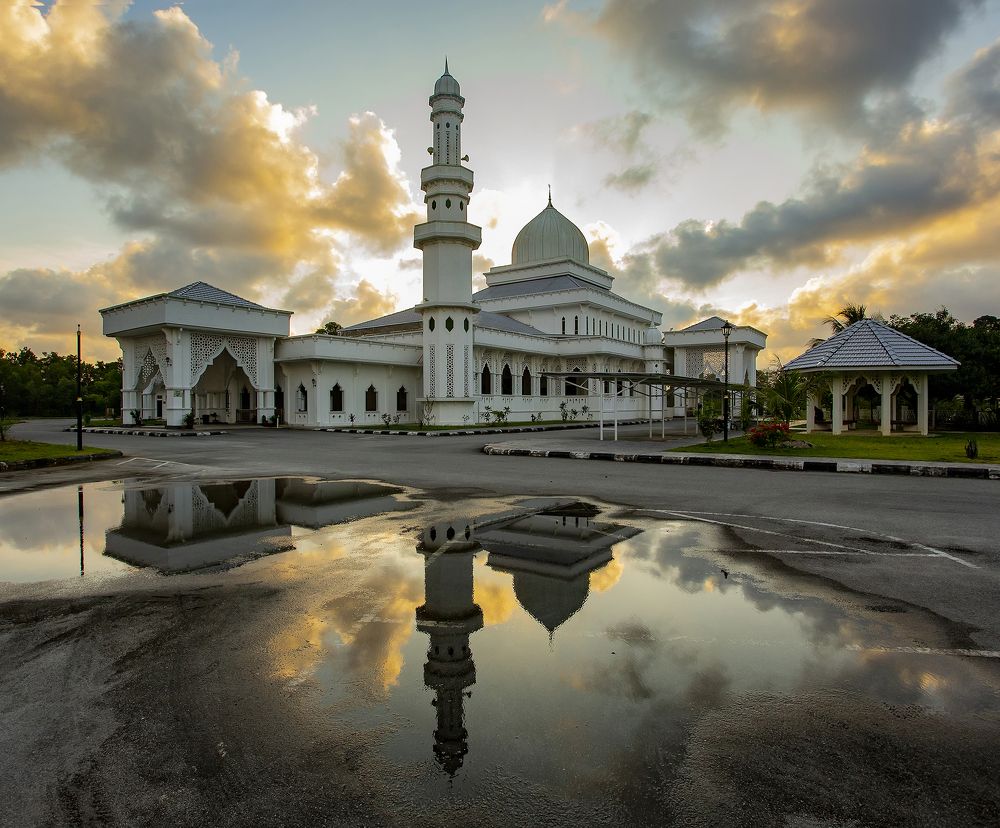 Photograph by Wan Mohd Fadzli