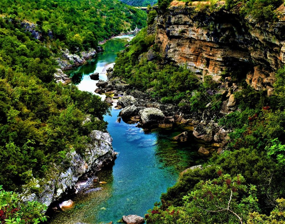 Photograph by Nataliya Wintraecken