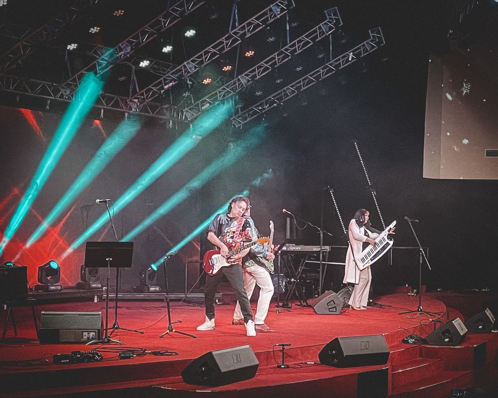 Гранитный камушек)