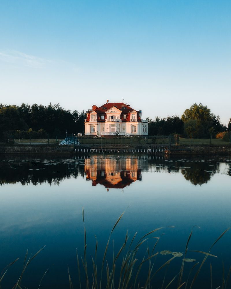 Photograph by Grzegorz Tatar