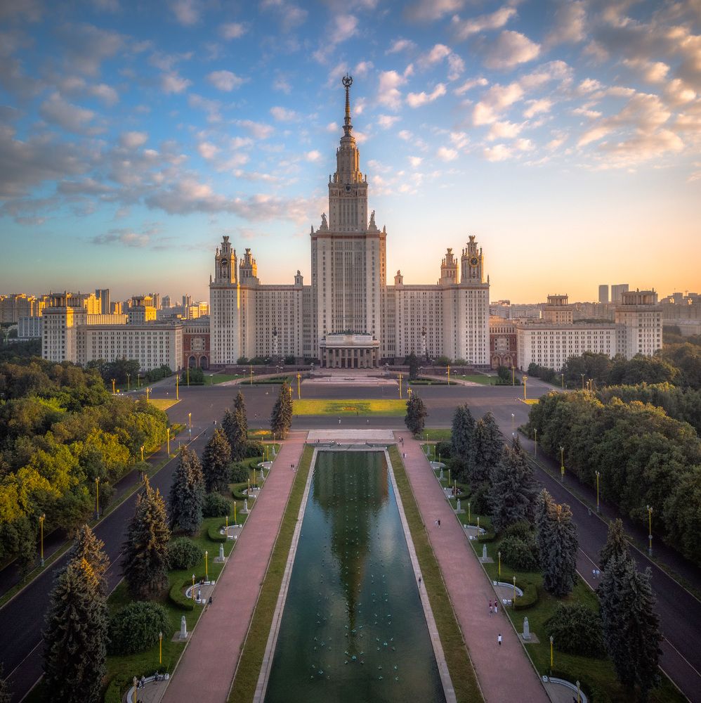 Одна из семи