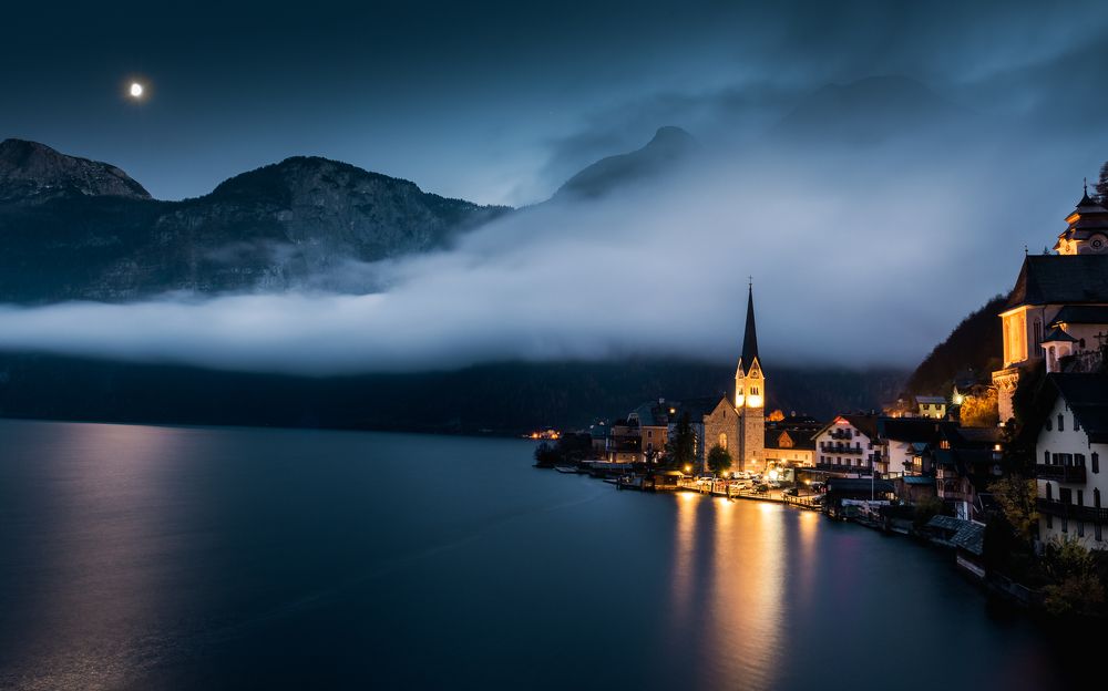 Hallstatt in the moonlight