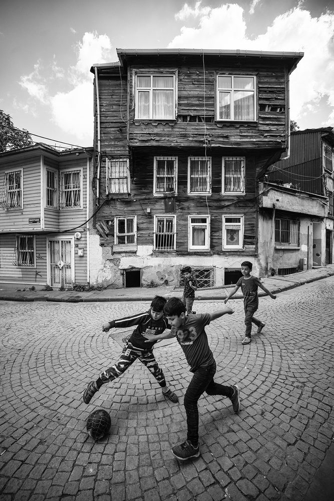 Photograph by Tahsin Gun