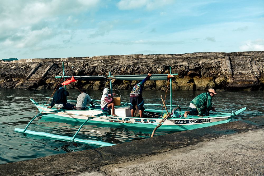 Everyday travel at the sea