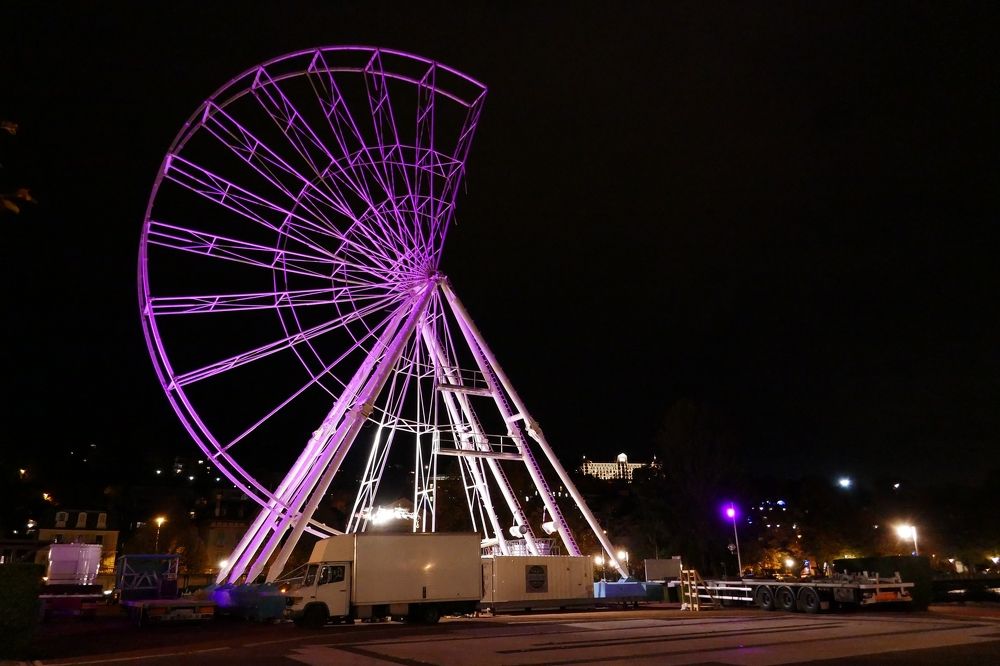 Disassembling the Ferris wheel
