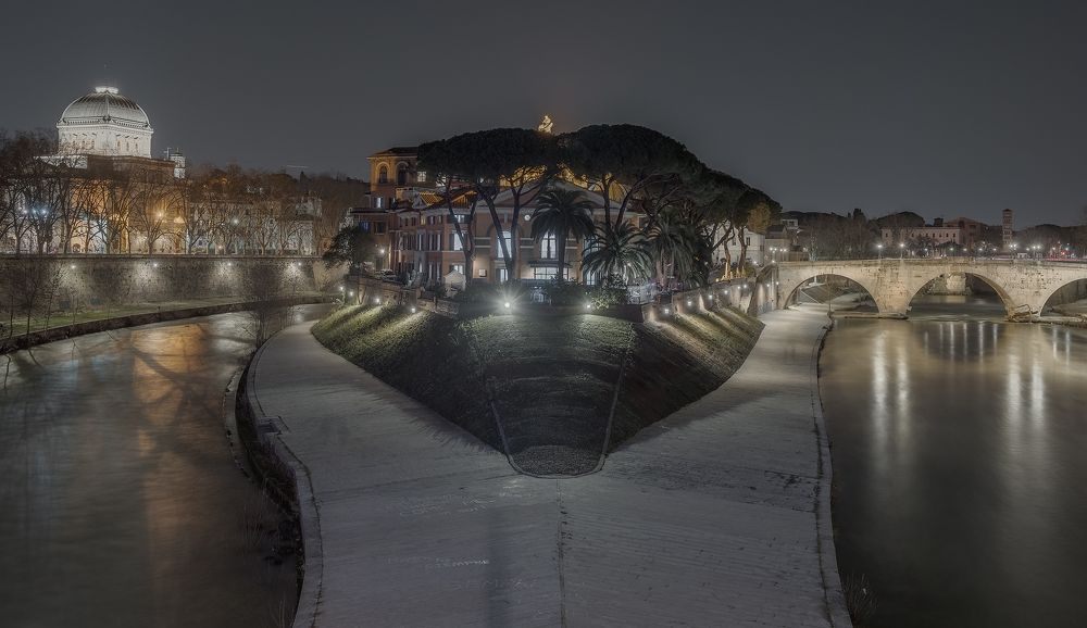 Photograph by Riccardo Caprasecca