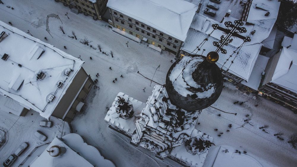 Photograph by _ AZIMOV