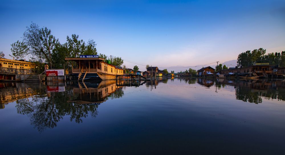 Photograph by Hawin Printo C