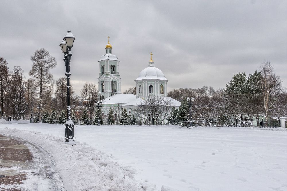 Photograph by Victor Belokrinitski