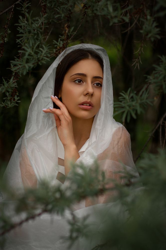 Девушка в облепихе