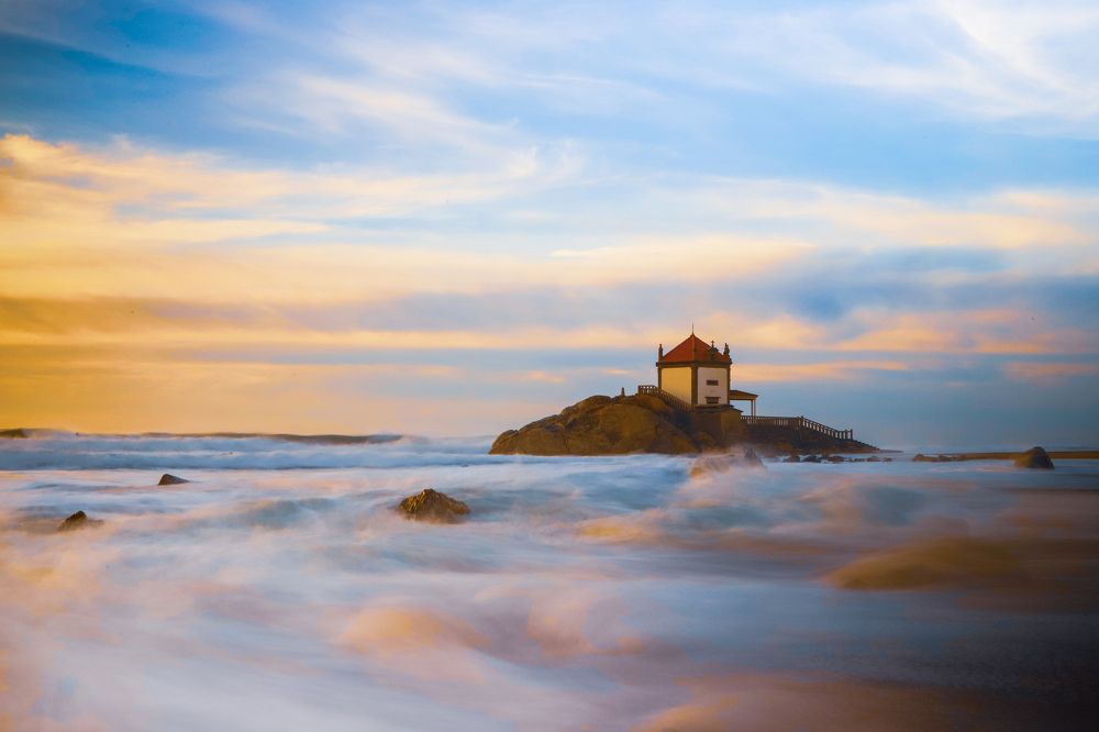 Photograph by Fernando Tavares