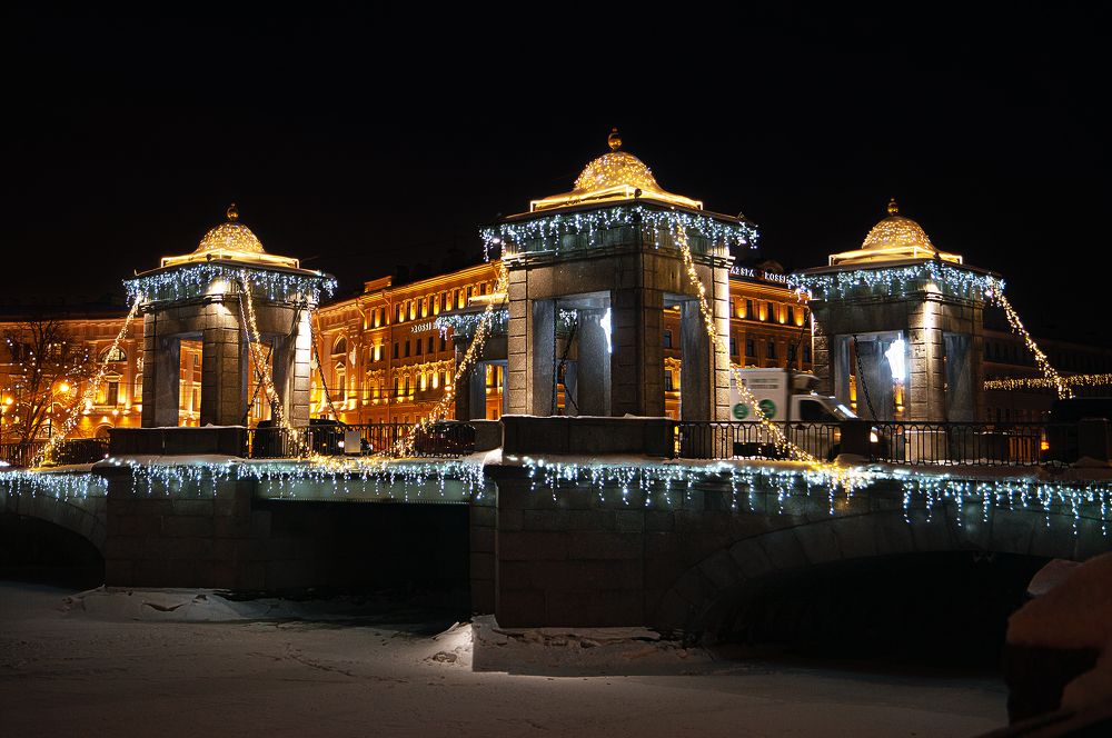 New Year's Lomonosov Bridge