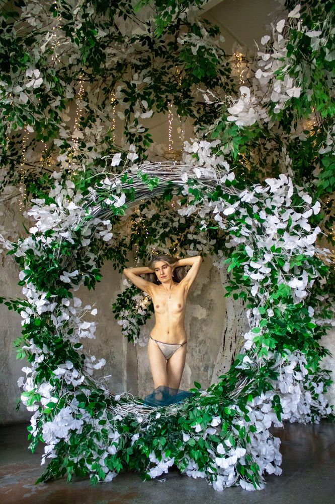 Ню в элегантном возрасте