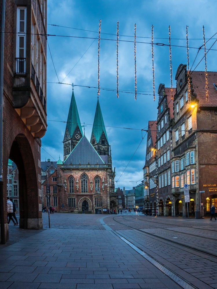 Photograph by Dmitry Shvarev