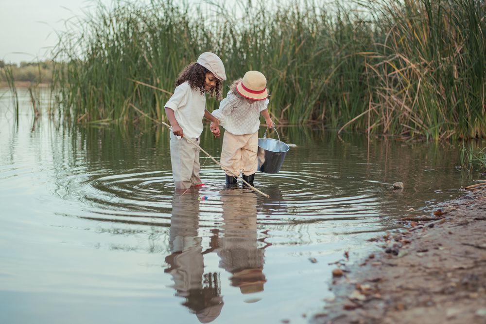 Dylan and Aitana fishing