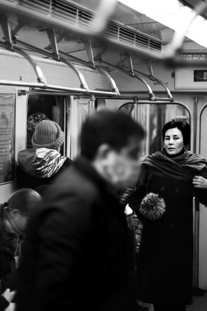 Сцена в метро