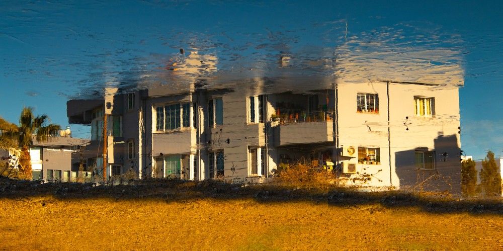 Photograph by Niyazi Nizam