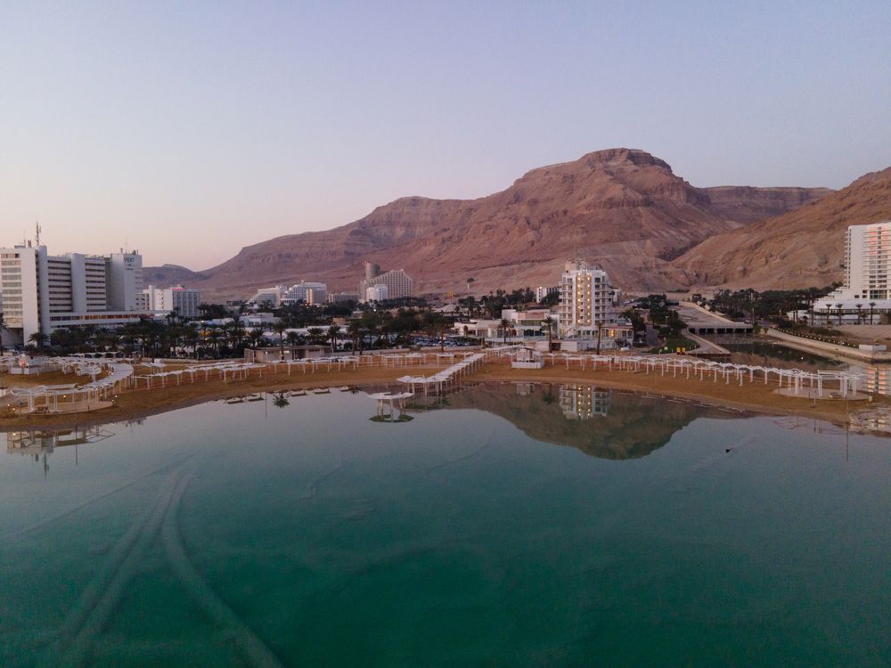 отель с видом на соль