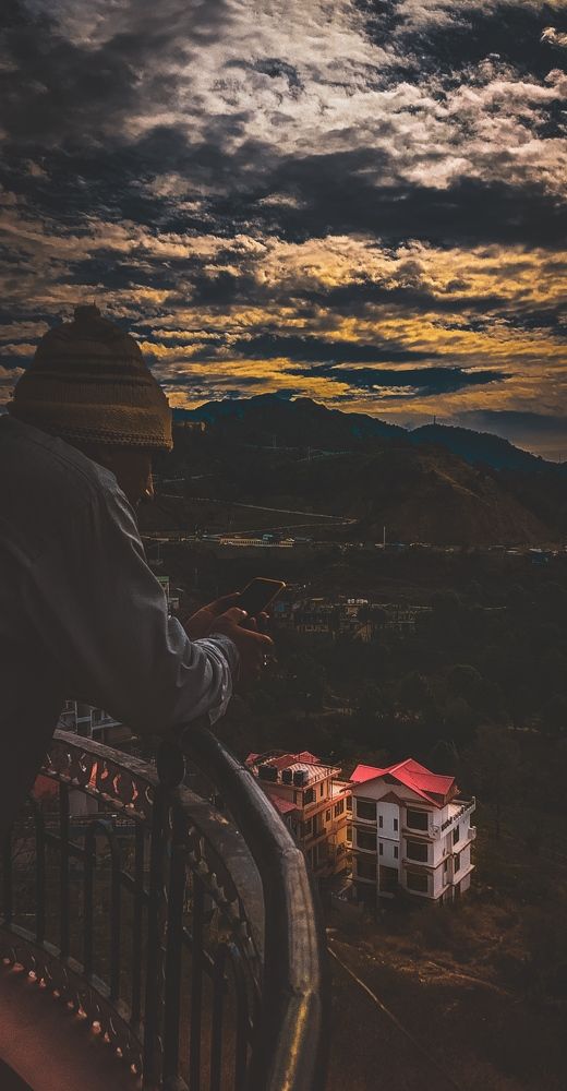 Фотография автора Yatish Thakur