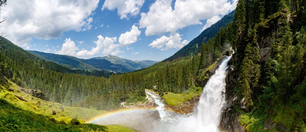 Photograph by Max. Assenbrunner