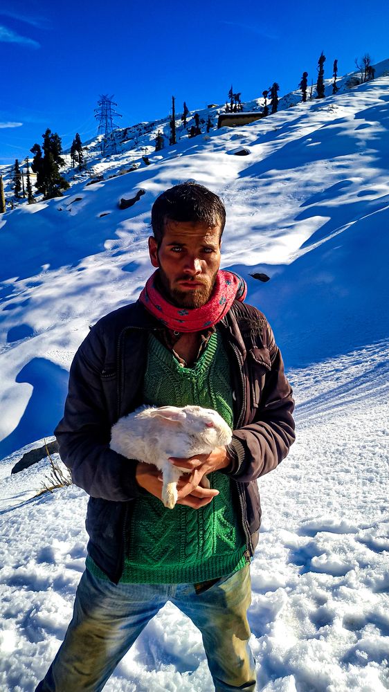 A True Bond Of Friendship .