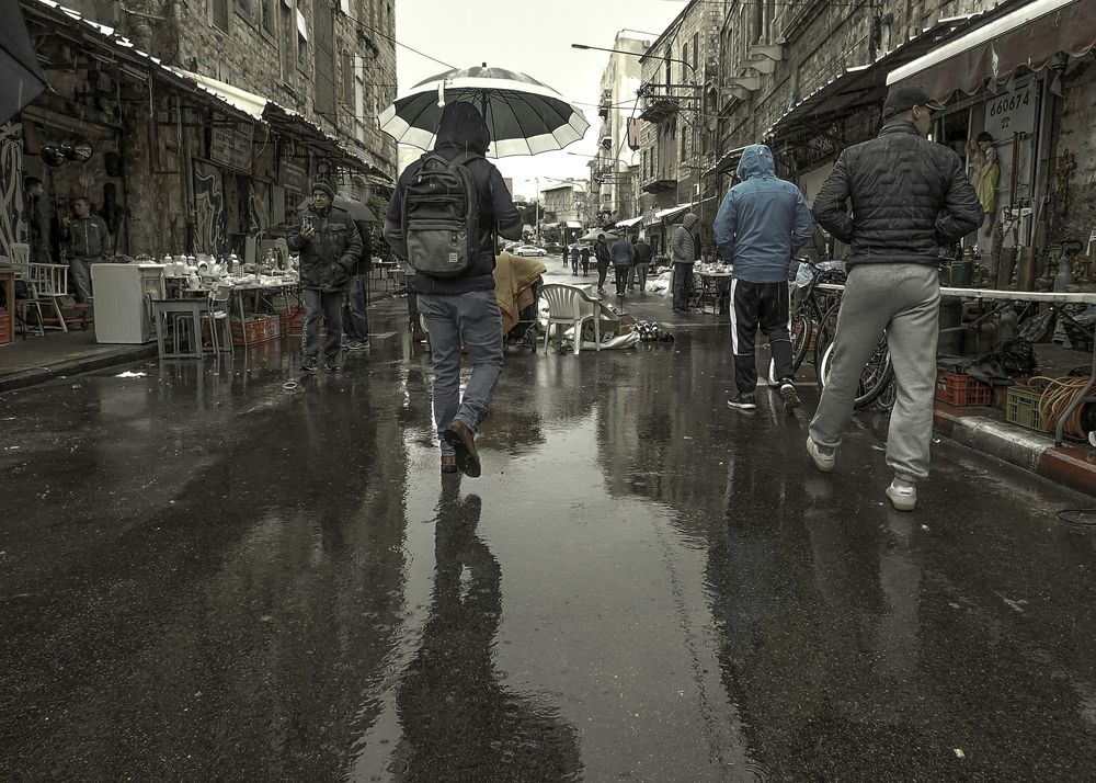 Photograph by Josef Poslavski