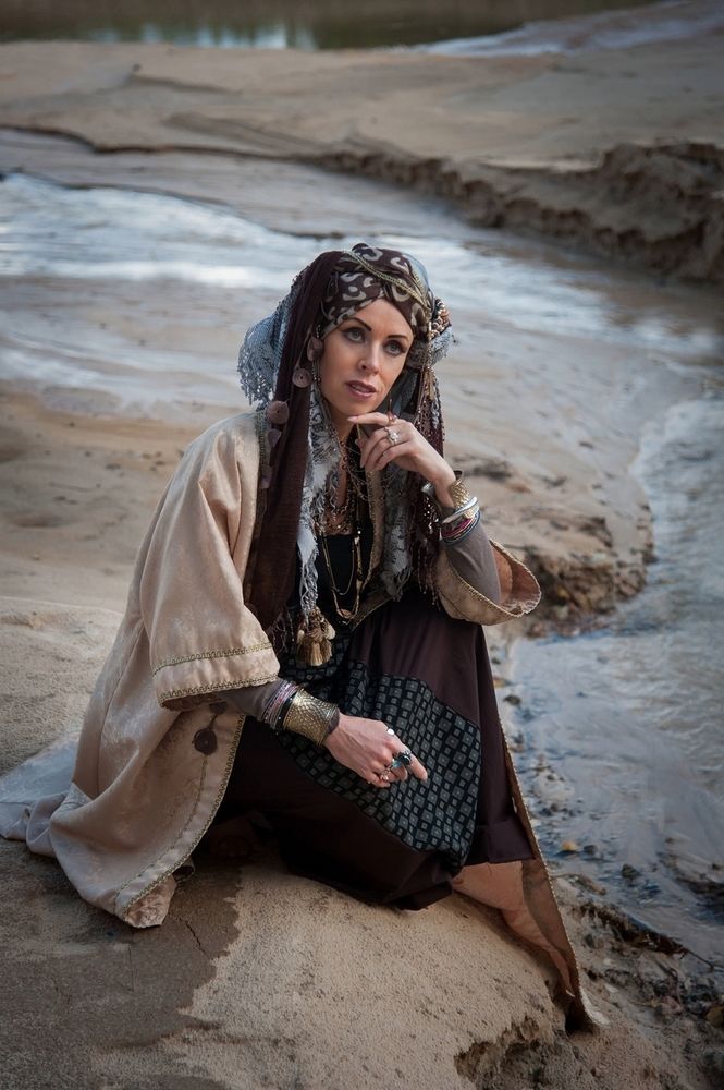 Photograph by Alexandre Dpari