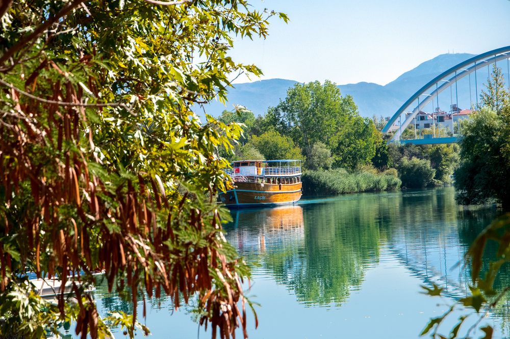 Утро в Манавгате