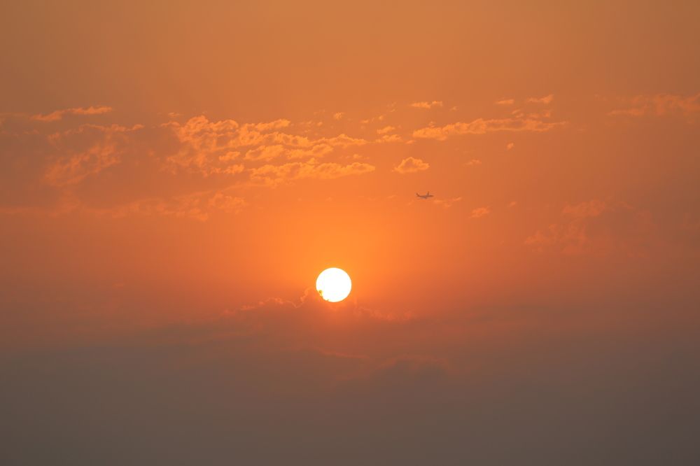 Солнце и самолет! The sun and the plane!