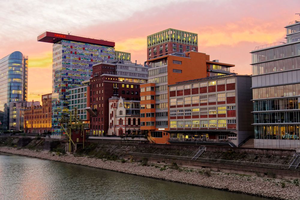 Düsseldorf abends