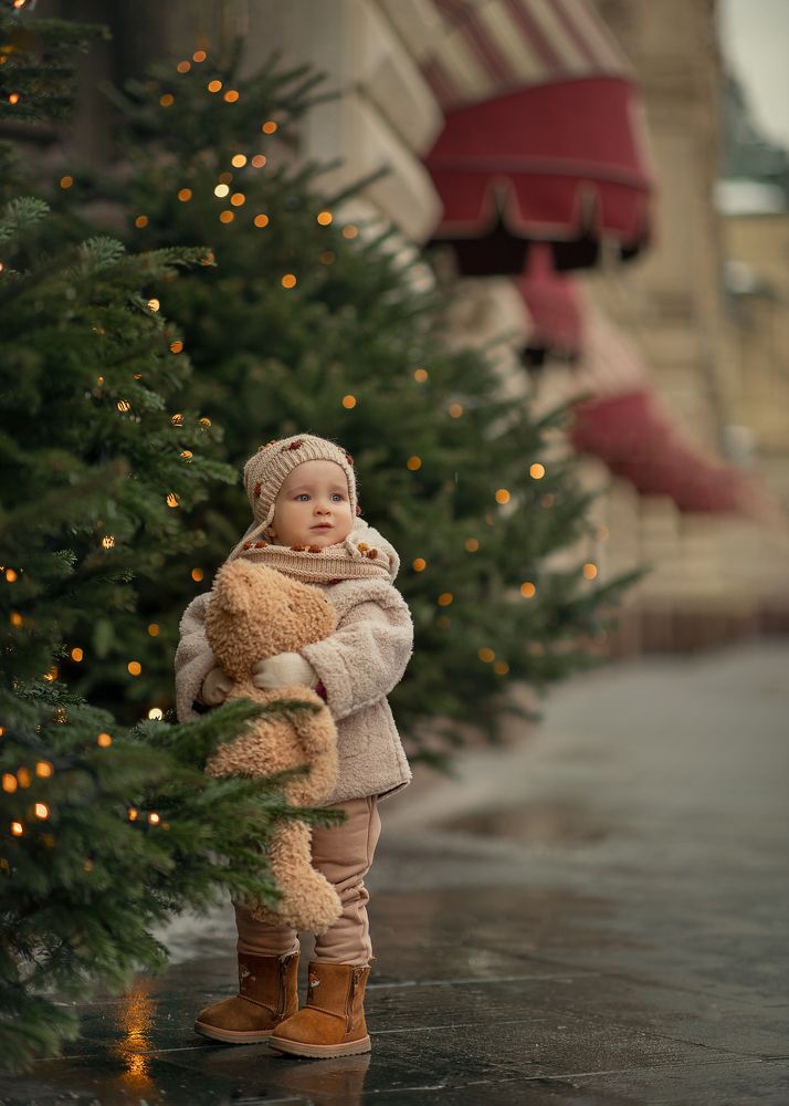 Photograph by LIDIYA HOLD