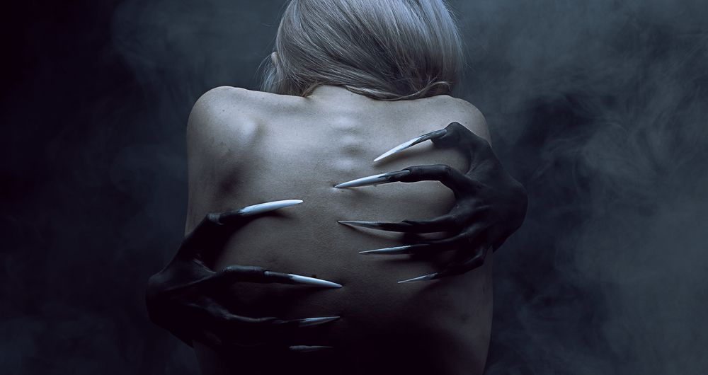 В объятиях темноты