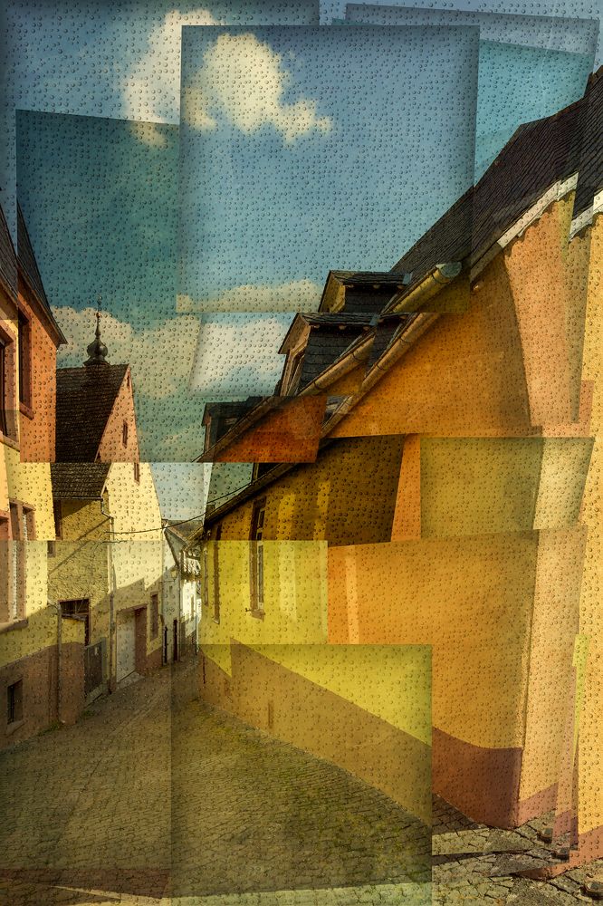 В городе мелкий дождь