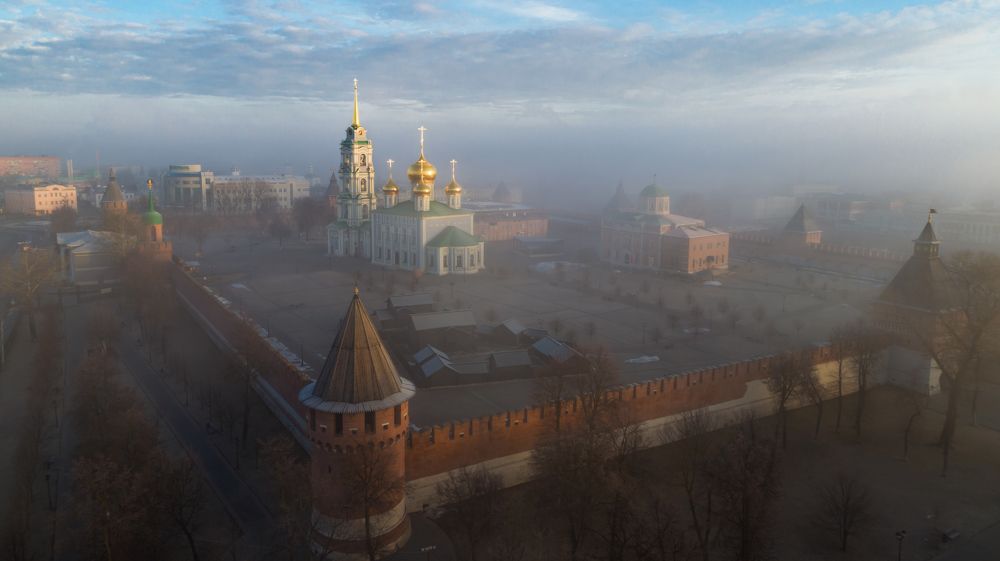Sunrise in Tula Kremlin