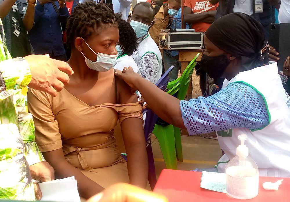 Lancement de la campagne de vaccination des moins de 17 ans