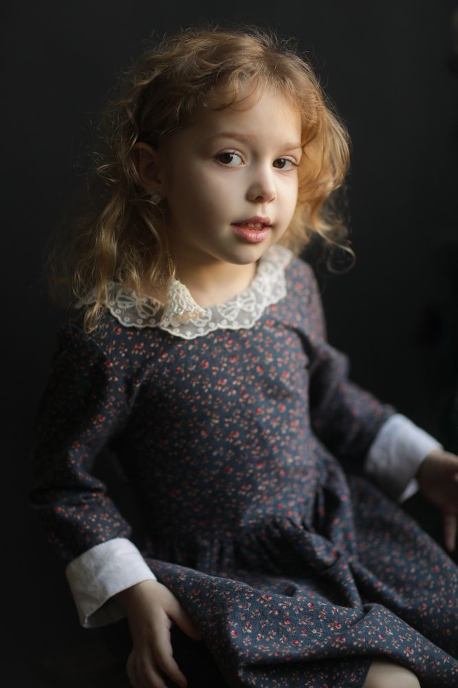 Посмотри какая у меня сережка