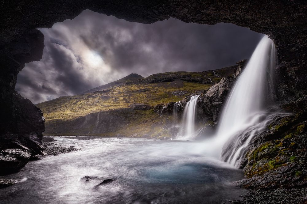 The gateway to another world. Skútafoss, Iceland.