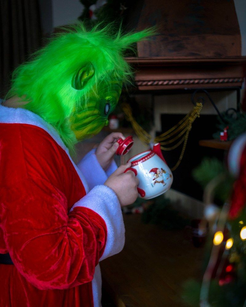 Photograph by Nina Semikhvatskya