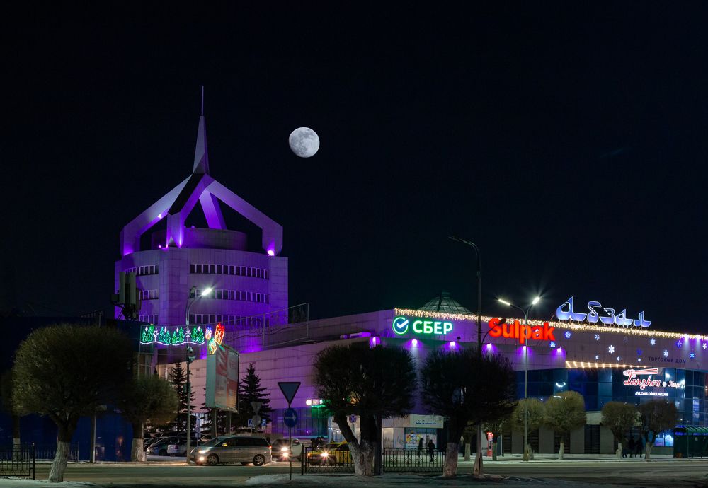 Фотография автора Евгений Бондарь