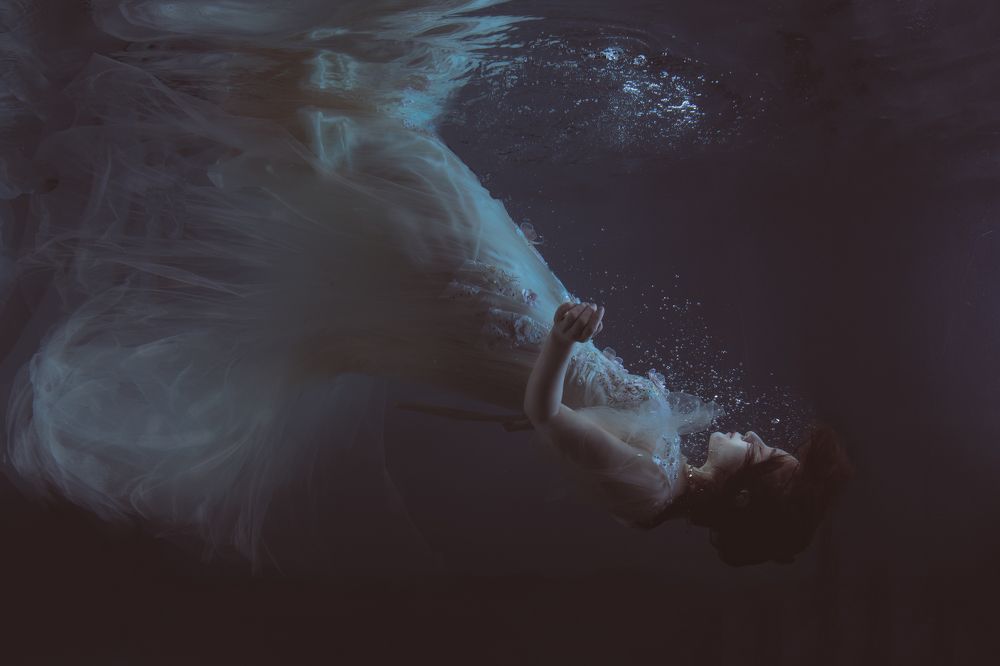 Photograph by Kazuyuki Omori (ooxo)