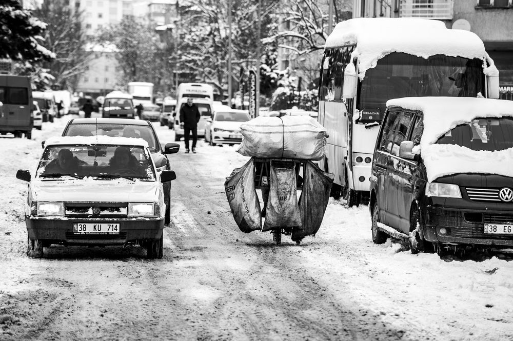 Photograph by DAMOUN POURNEMATI