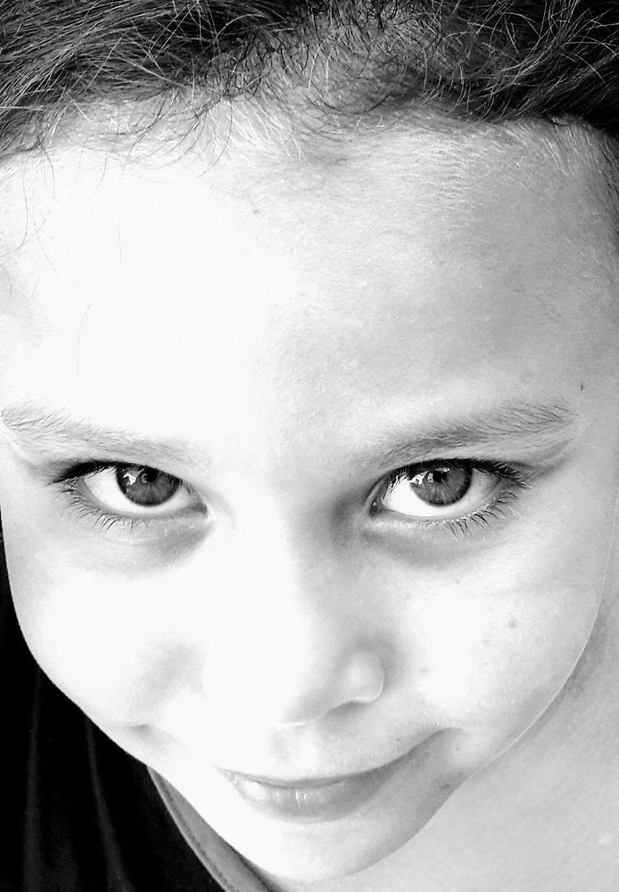 Photograph by DhaouMb