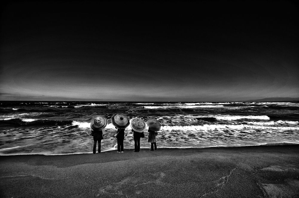 Photograph by Muzaffer Sütlüoğlu